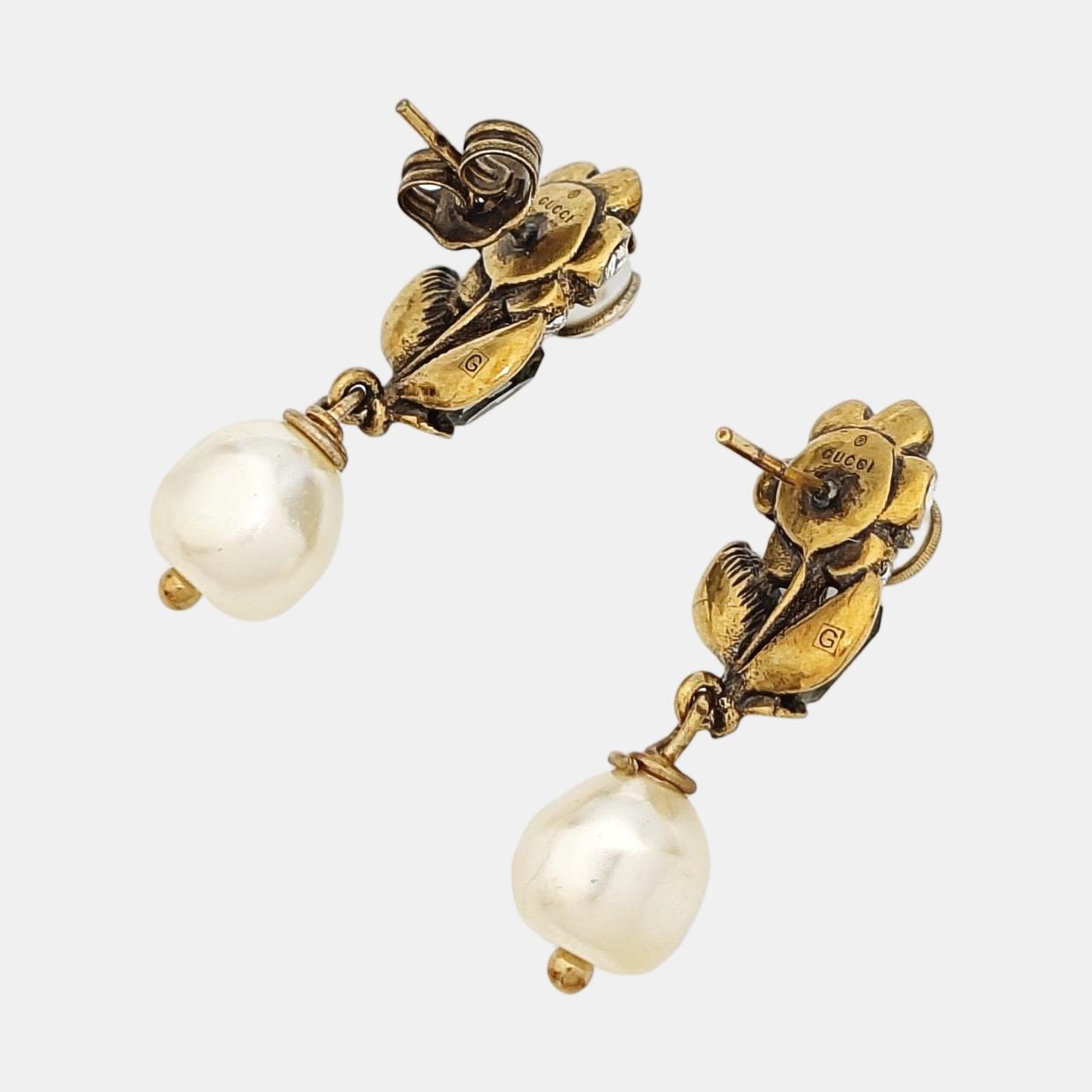 Authenticated pre-owned  Gold-tone Metal Synthetic Crystal Faux Pearl Earring - Earrings at Looply