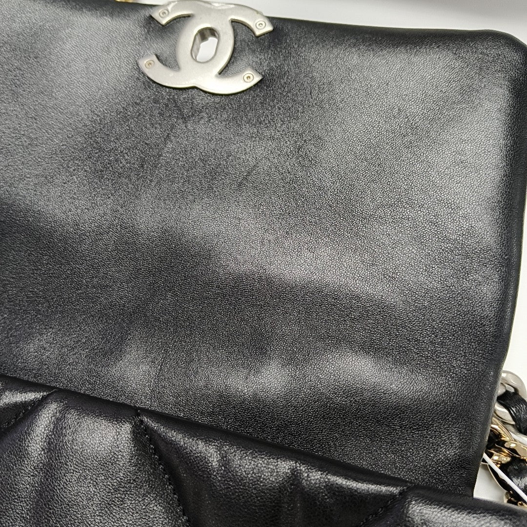CHANEL 19 Small Quilted Lambskin Black