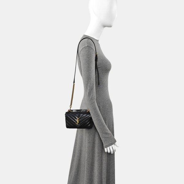 ENVELOPE Small Chevron Calfskin Black