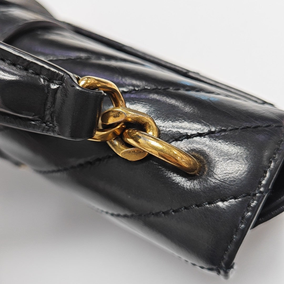 ENVELOPE Small Chevron Calfskin Black