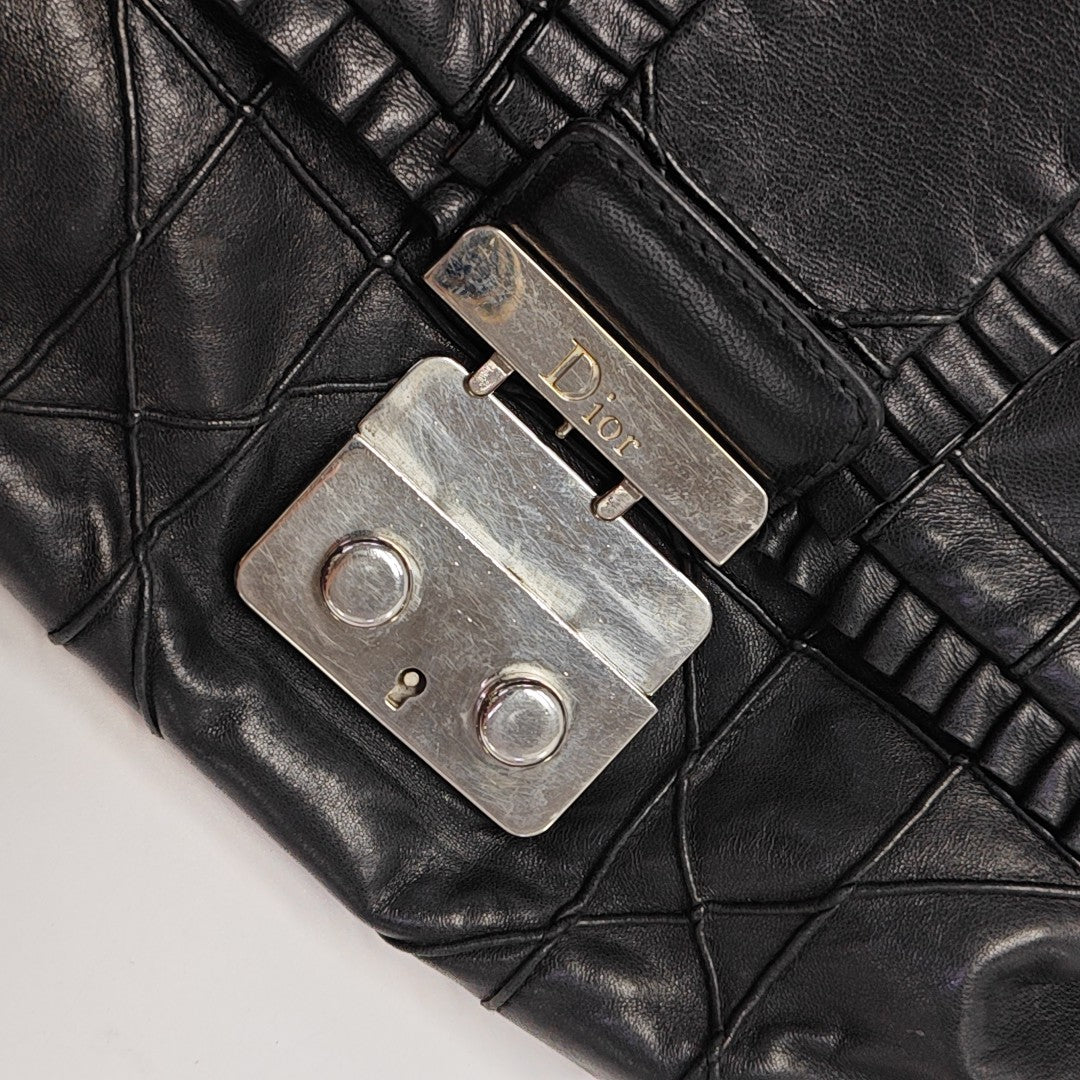 New Lock Calfskin Black