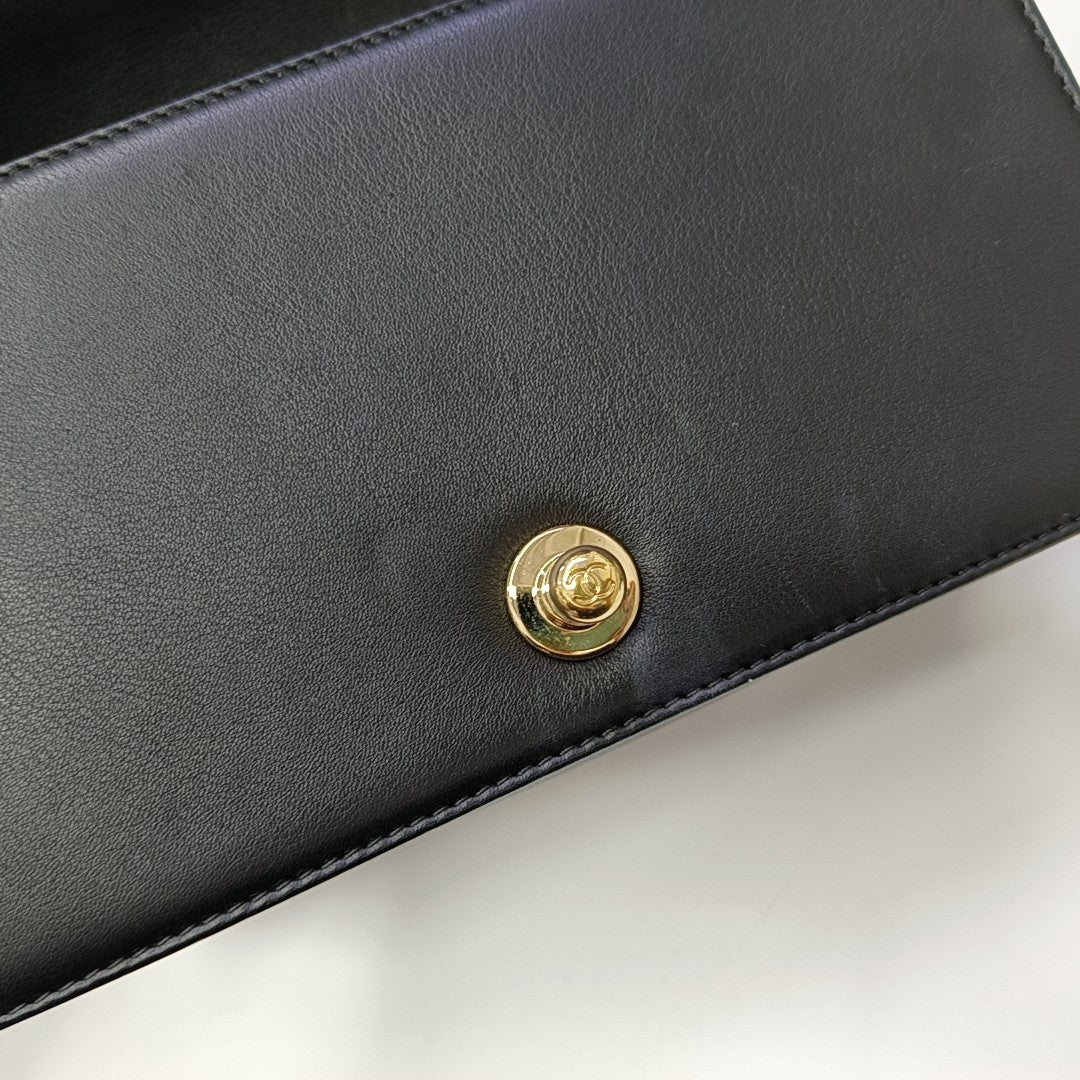 BOY CHANEL Small Quilted Calfskin Black