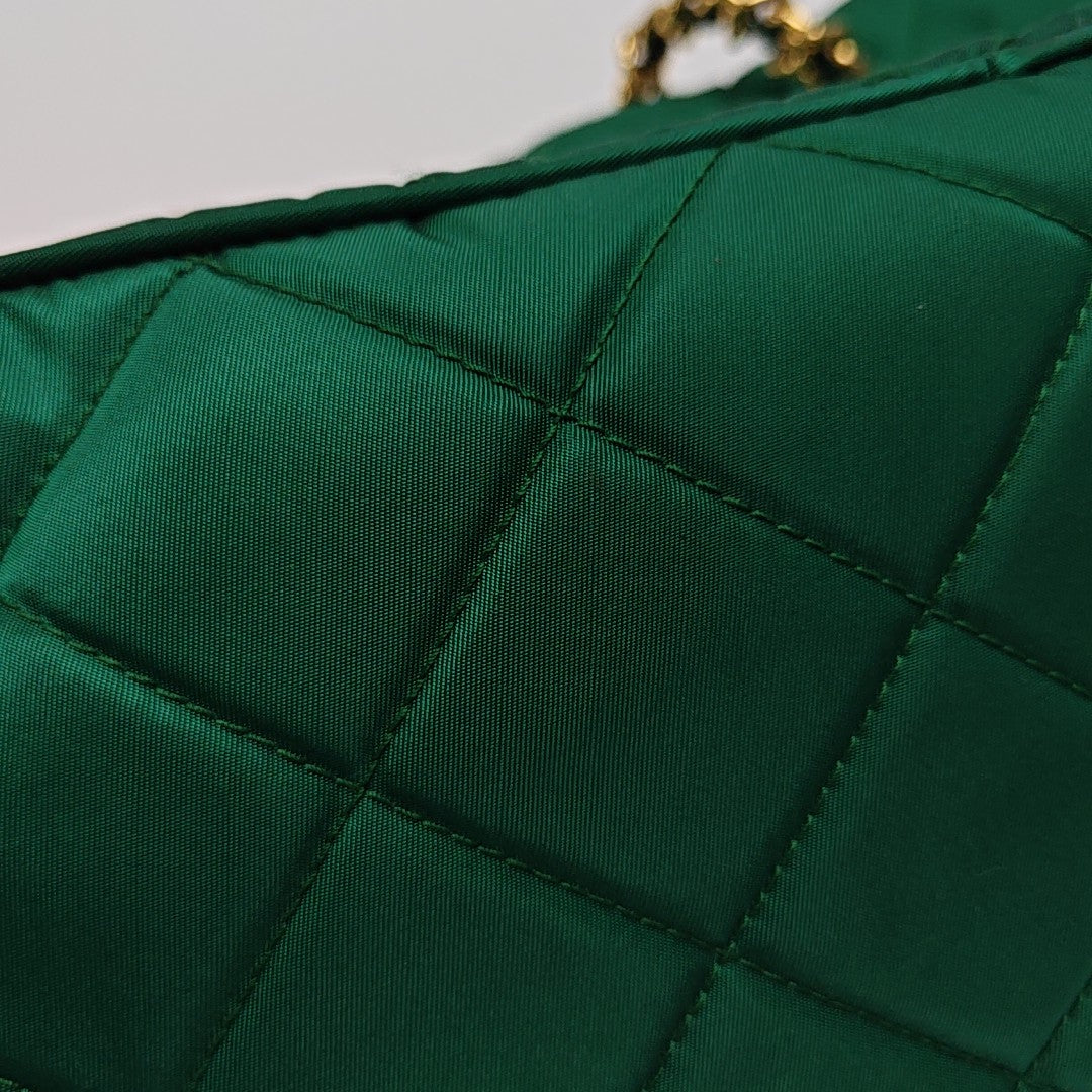 Quilted Nylon Tote Bag Green
