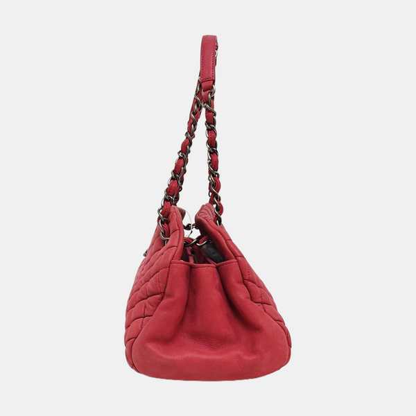 JUST MADEMOISELLE Medium Quilted Calfskin Red