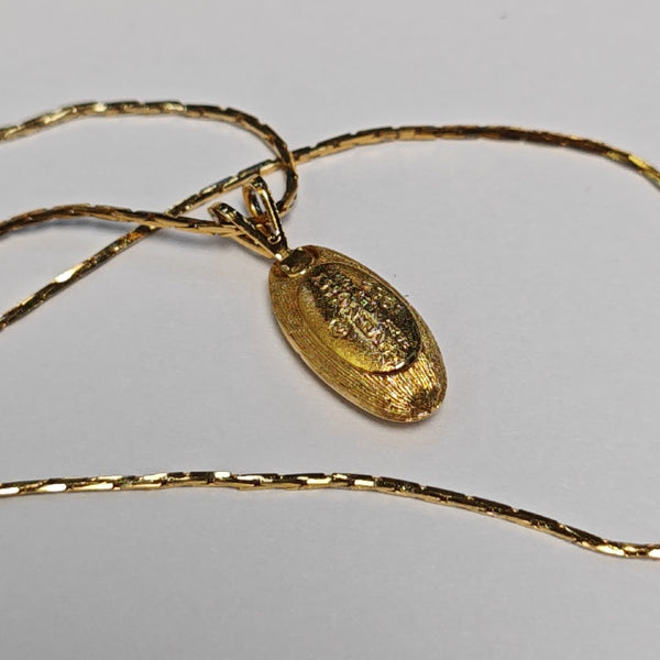 Authenticated pre-owned  G Chain Gold-tone Metal Necklace - Necklace at Looply