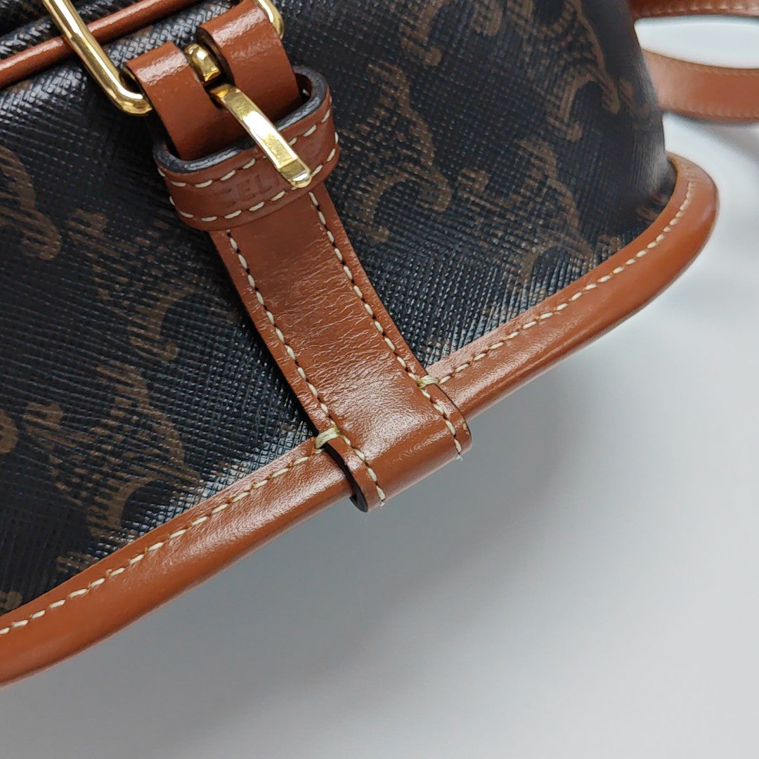 FOLCO Medium Coated Canvas Brown
