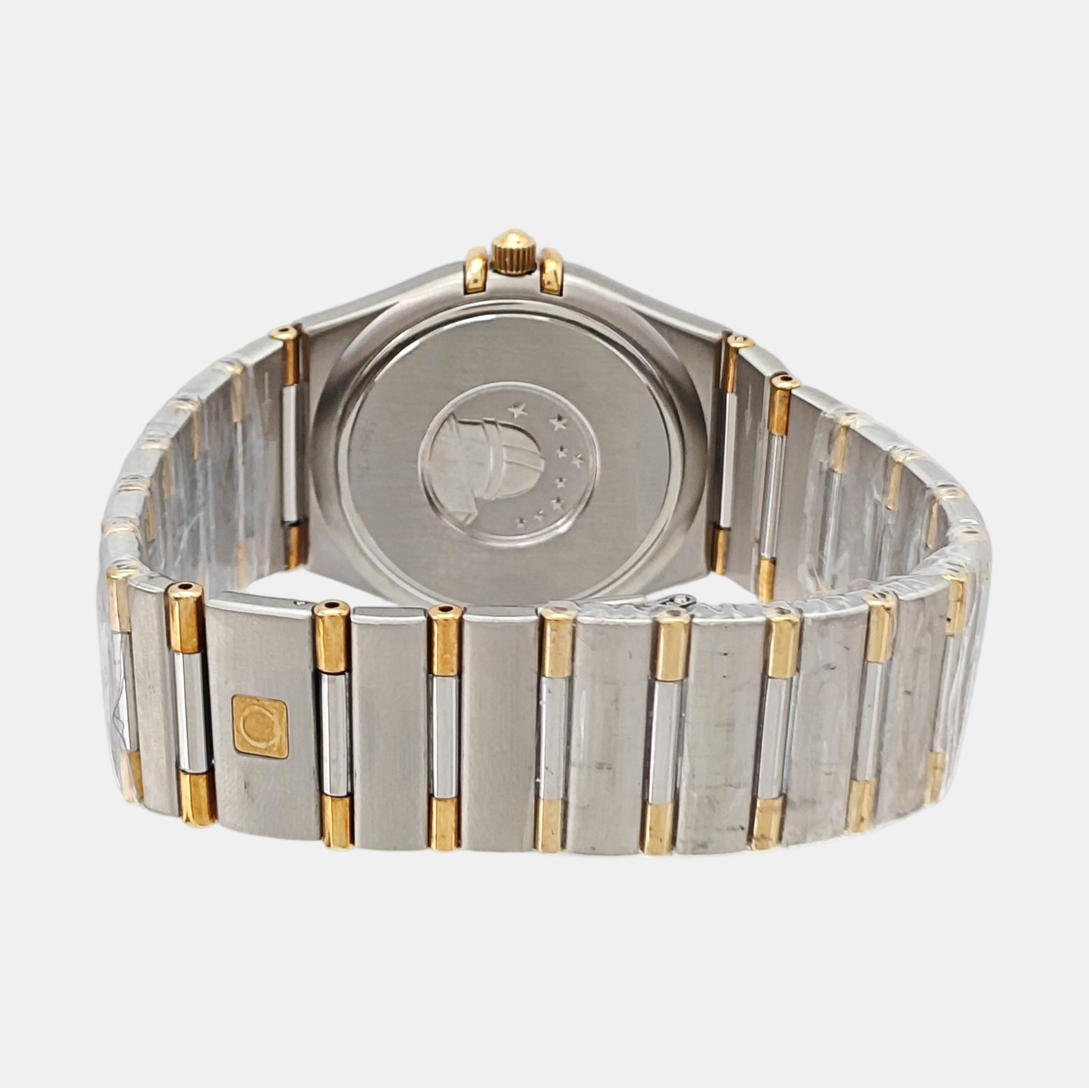 33.5mm White Quartz Watch