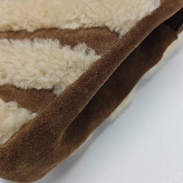 COLLEGE Medium Chevron Suede Brown