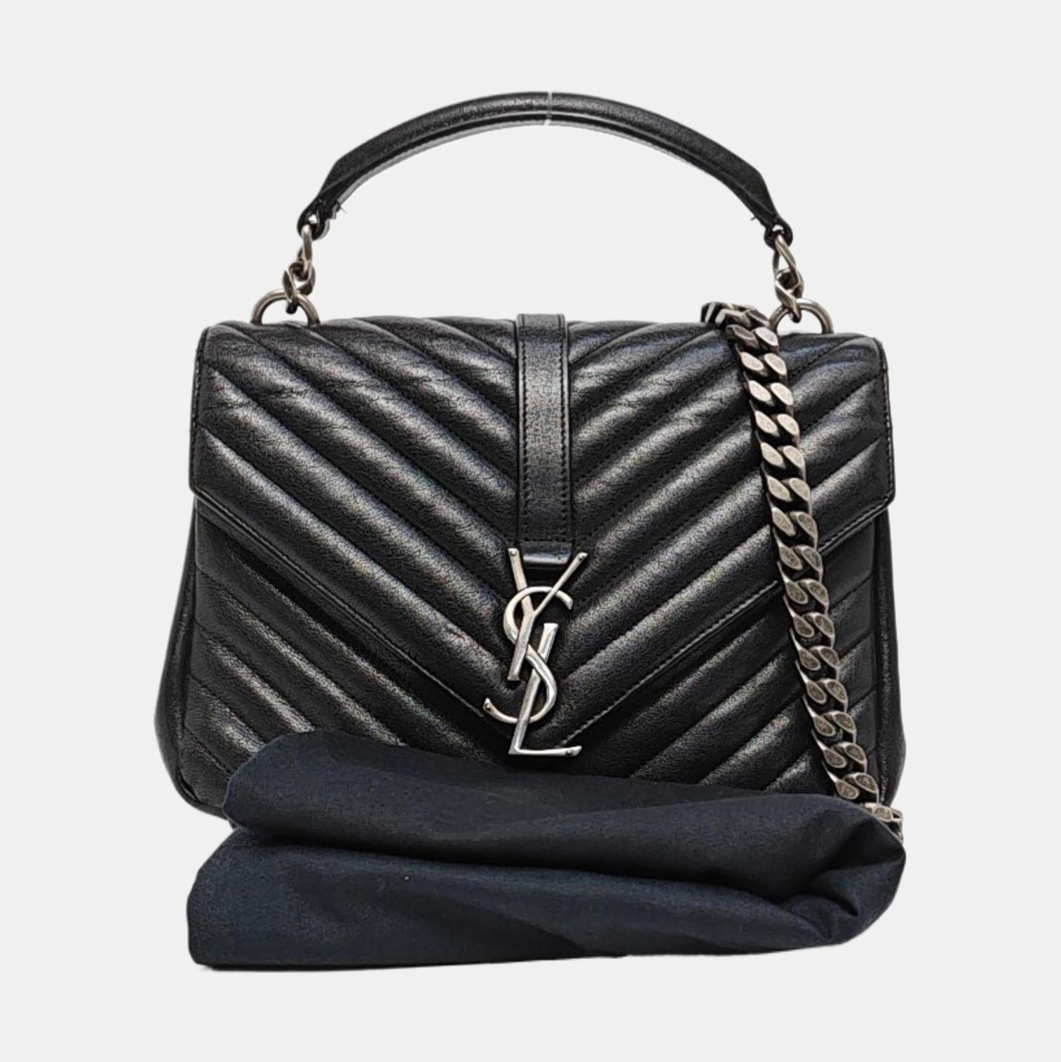 COLLEGE Medium Chevron Lambskin Black