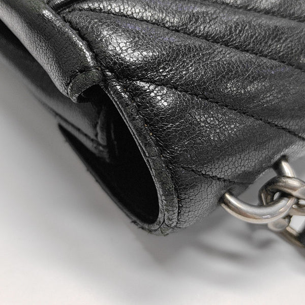 COLLEGE Medium Chevron Lambskin Black