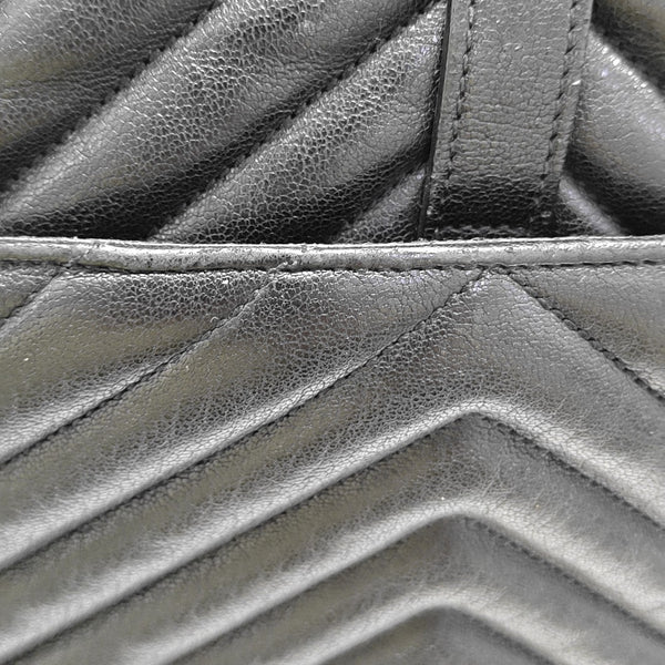 COLLEGE Medium Chevron Lambskin Black