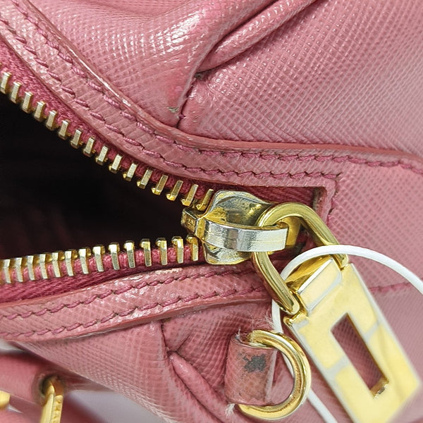 Saffiano Calfskin Shoulder Bag Pink