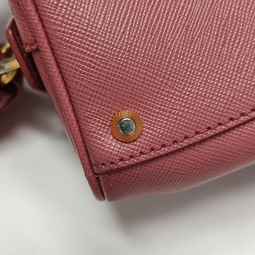 Saffiano Calfskin Shoulder Bag Pink