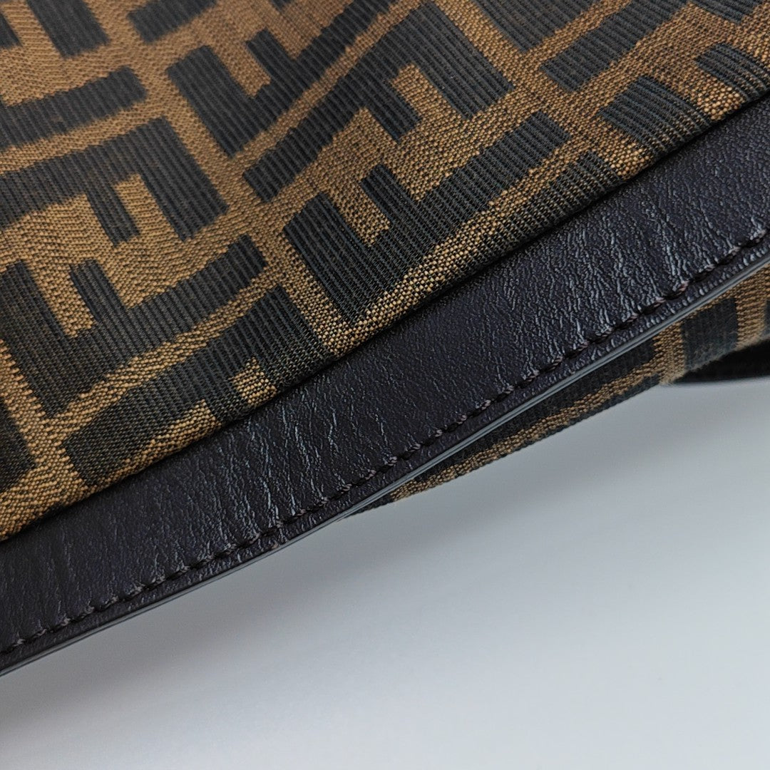 Canvas Shoulder Bag Brown