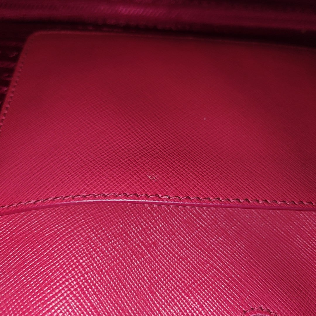 Calfskin Shoulder Bag Red
