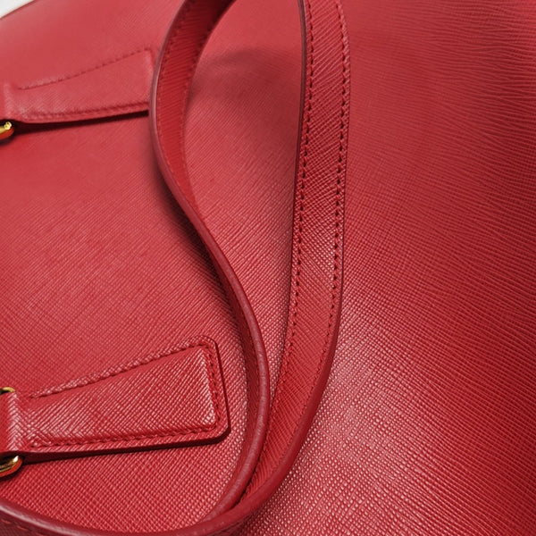 Calfskin Shoulder Bag Red