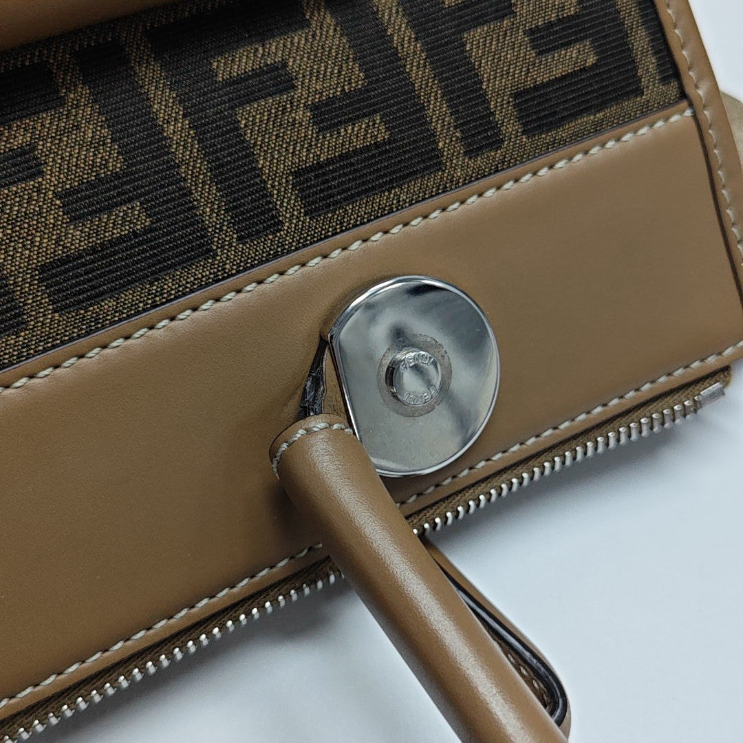 Canvas Shoulder Bag Brown
