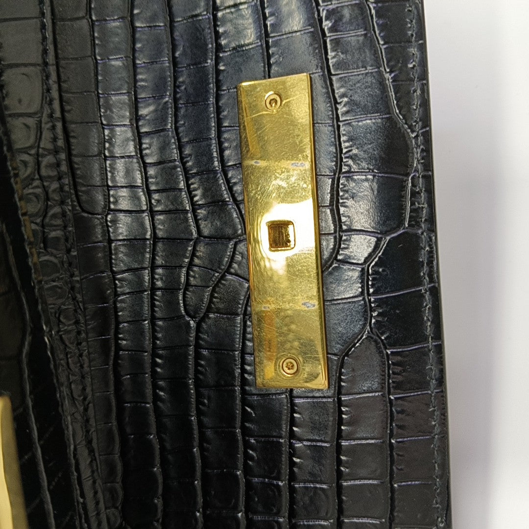 MANHATTAN Small Calfskin Black