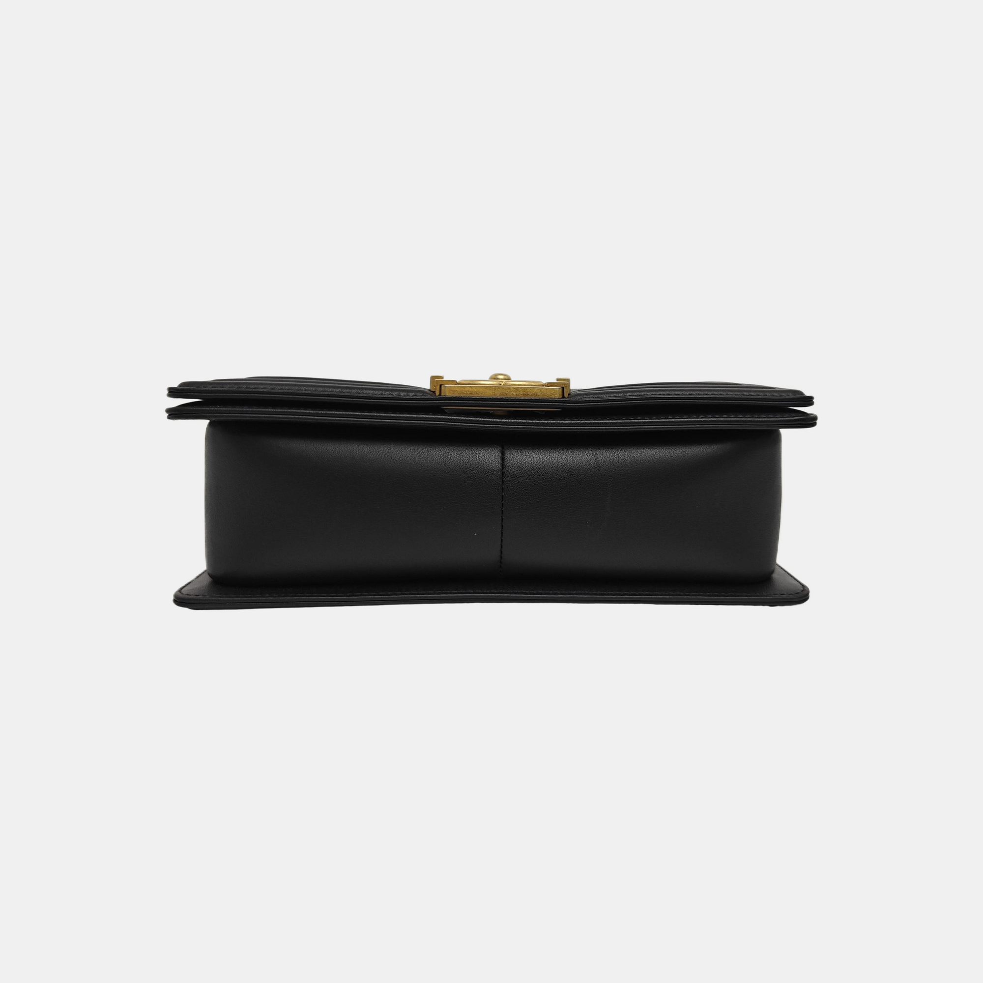 BOY CHANEL Medium Quilted Calfskin Black