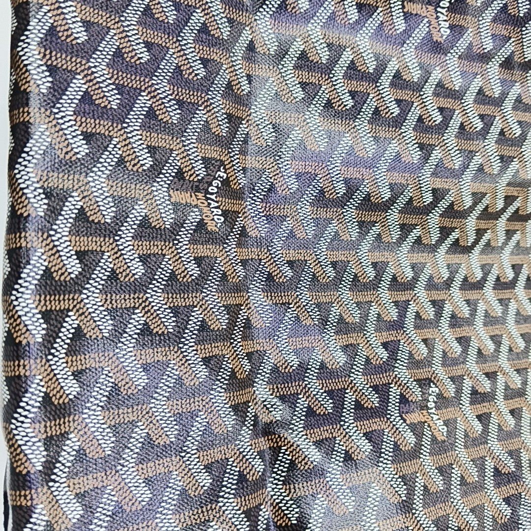 Saint Léger Coated Canvas Black