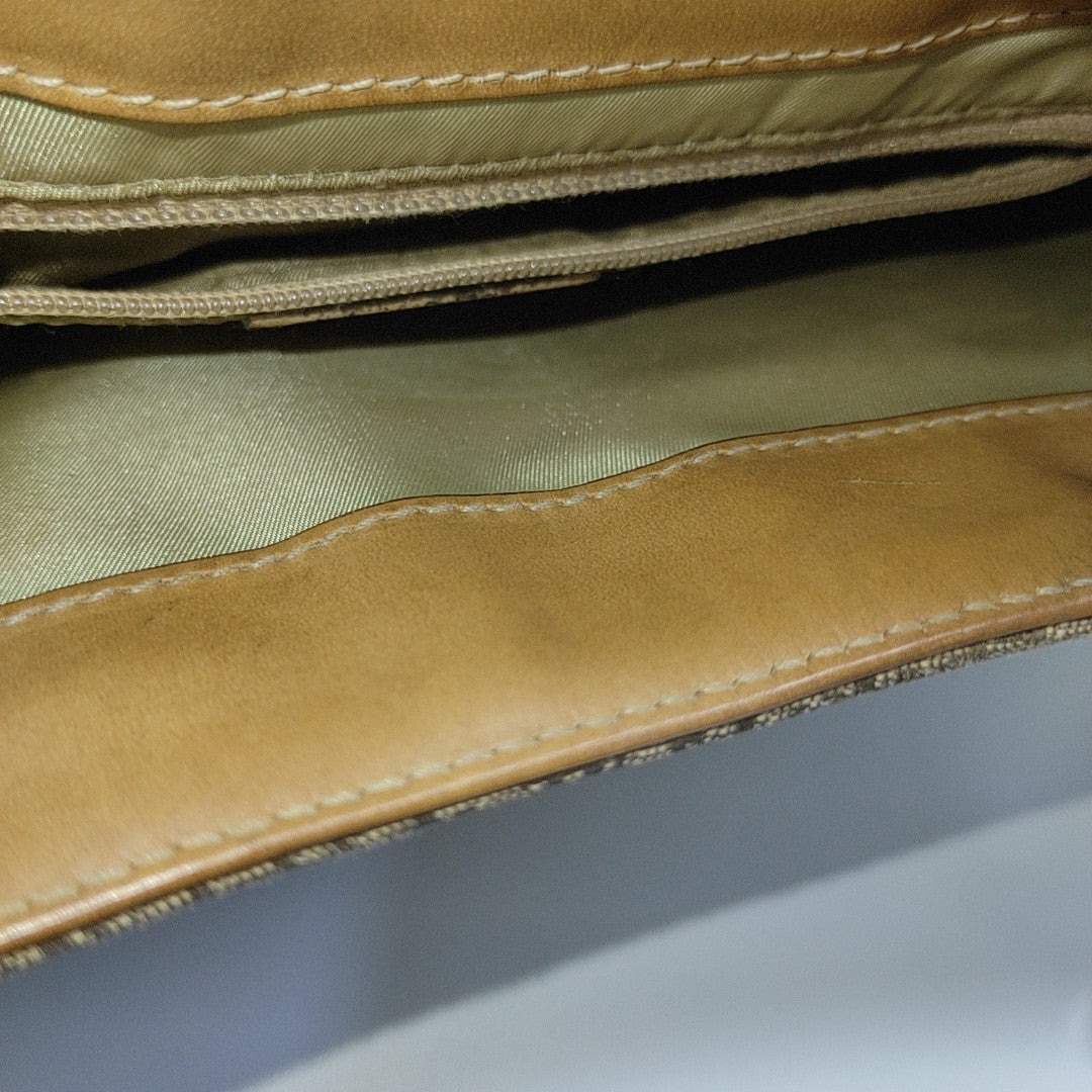 Street Chic Oblique Canvas Brown