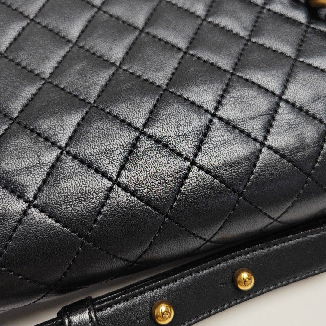 BOY CHANEL Extra Large Quilted Lambskin Black