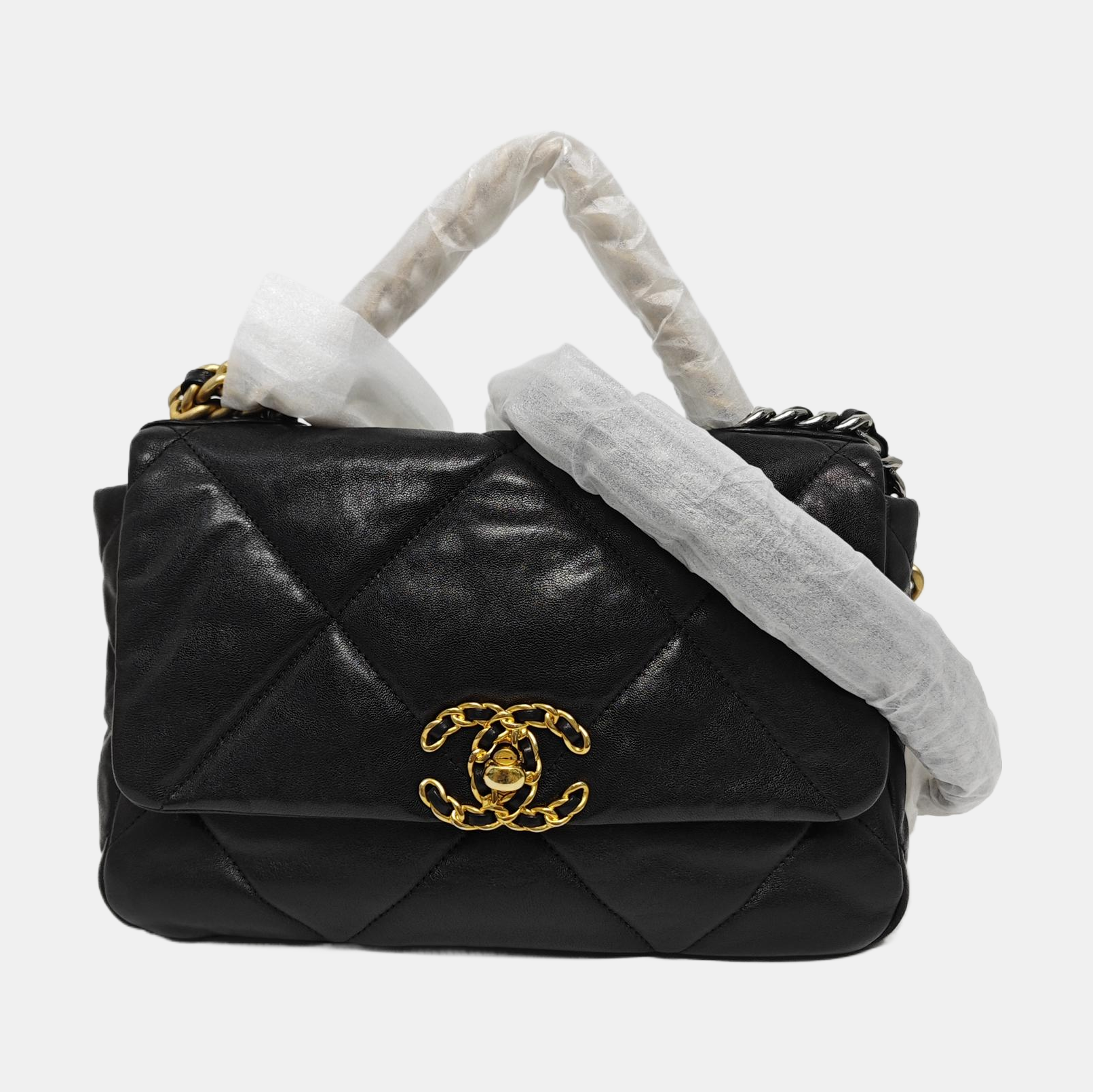 CHANEL 19 Small Quilted Lambskin Black