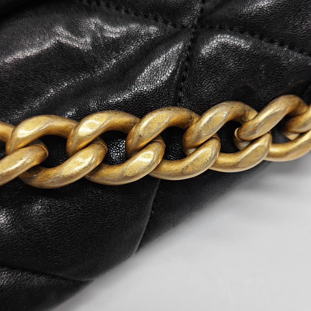 CHANEL 19 Small Quilted Lambskin Black