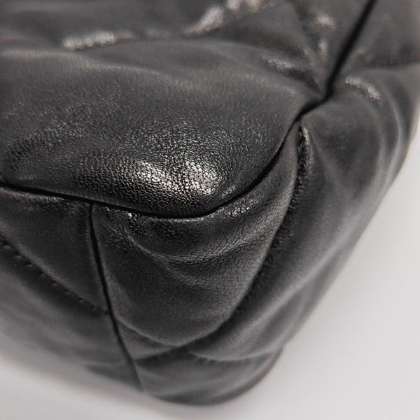 CHANEL 19 Small Quilted Lambskin Black