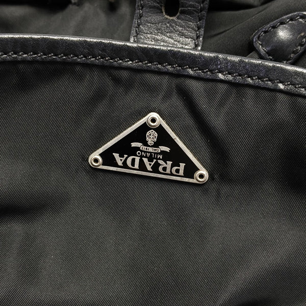 Vela Nylon Black