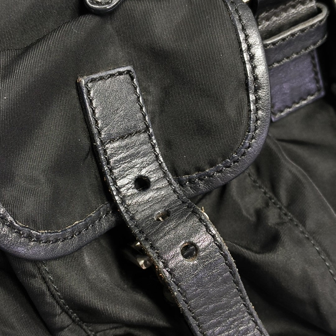 Vela Nylon Black