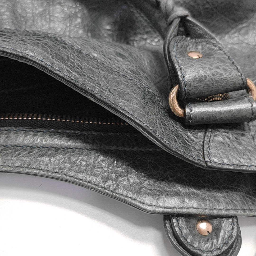 Classic City Medium Lambskin Green
