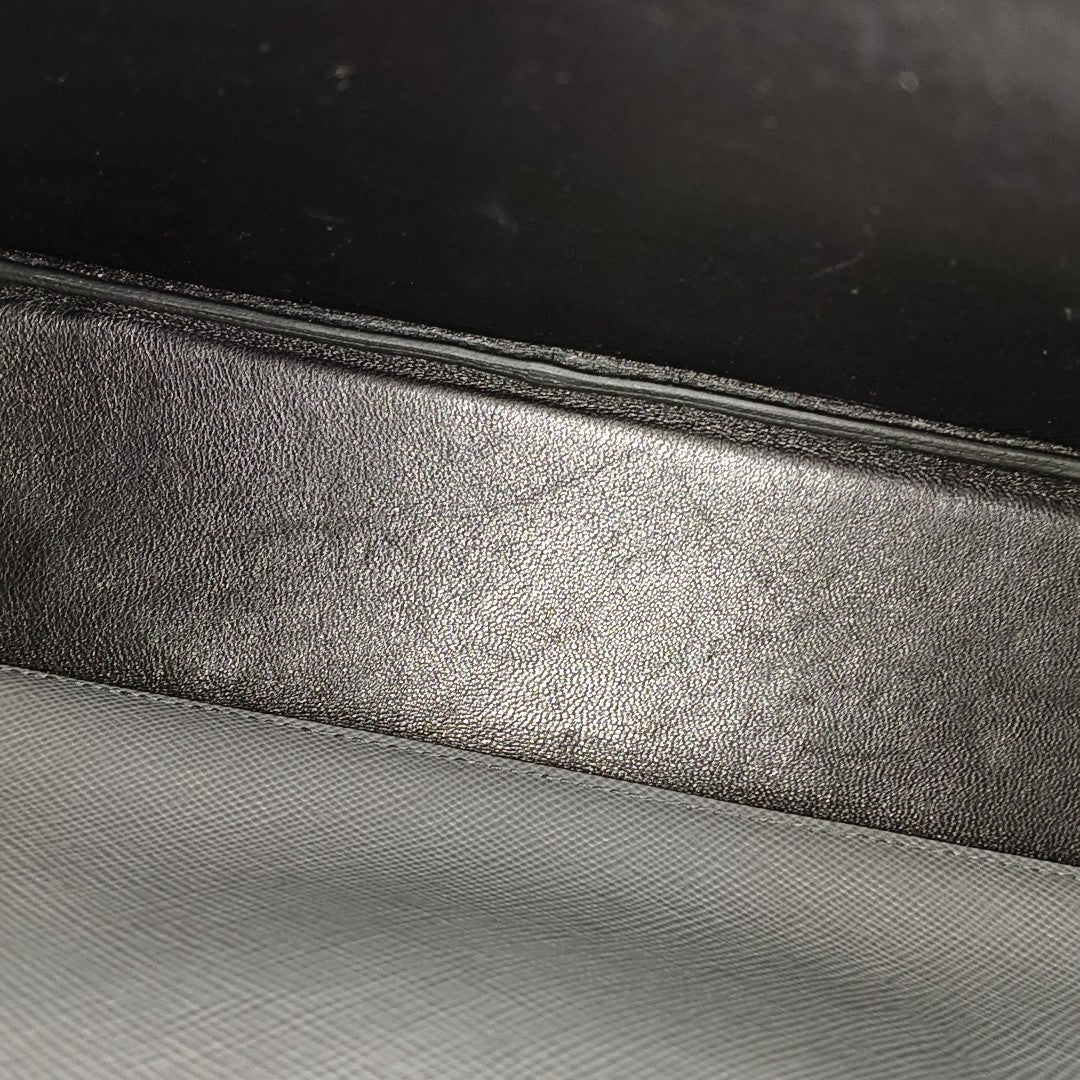 Double Medium Calfskin Gray