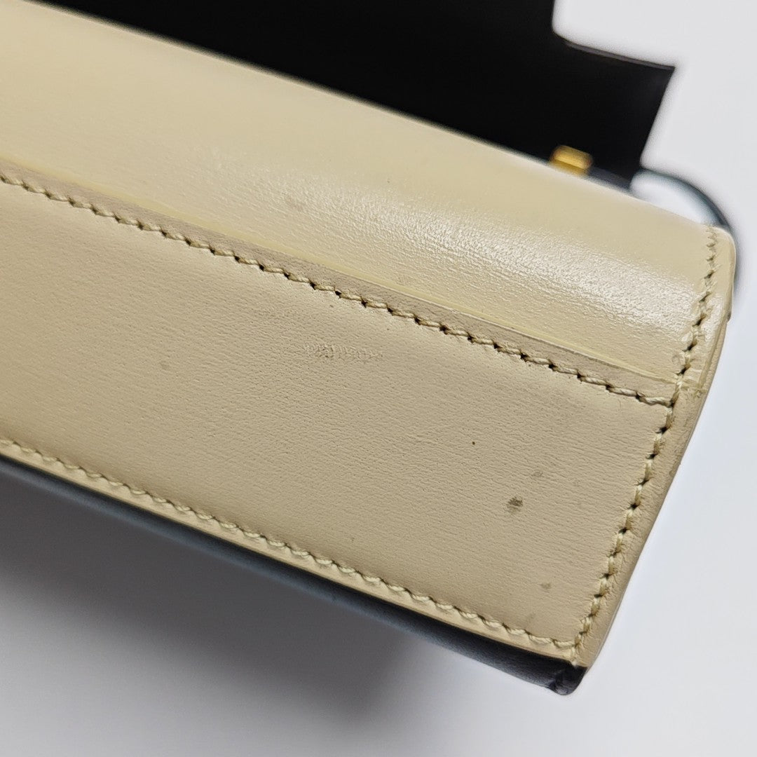 MANHATTAN Small Calfskin Beige