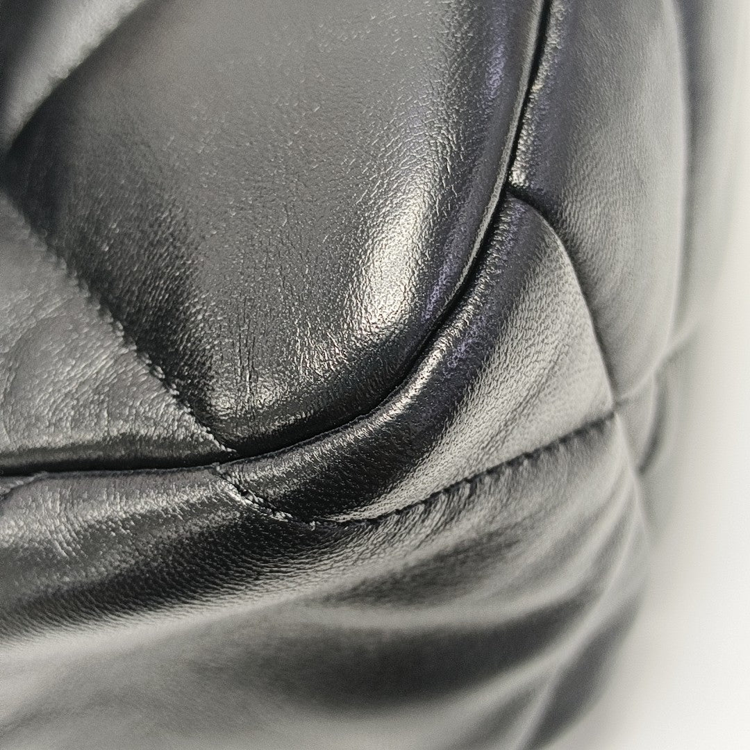 CHANEL 19 Medium Quilted Lambskin Black