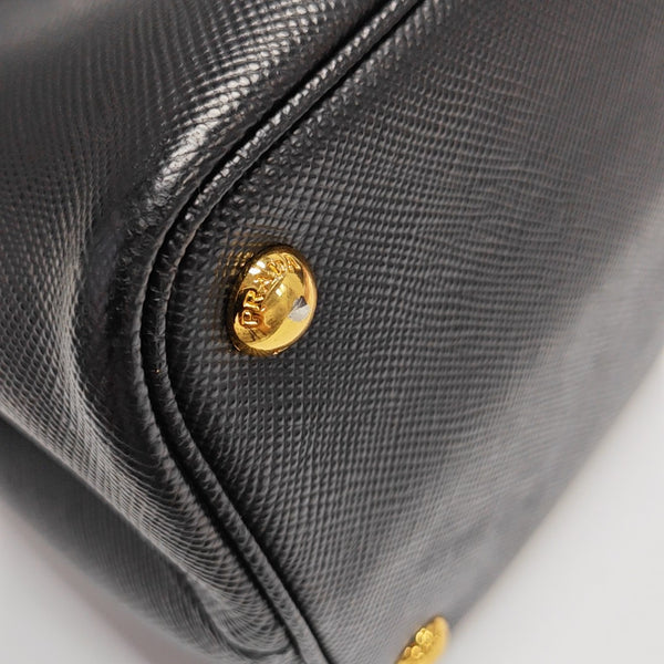 Double Medium Saffiano Calfskin Black