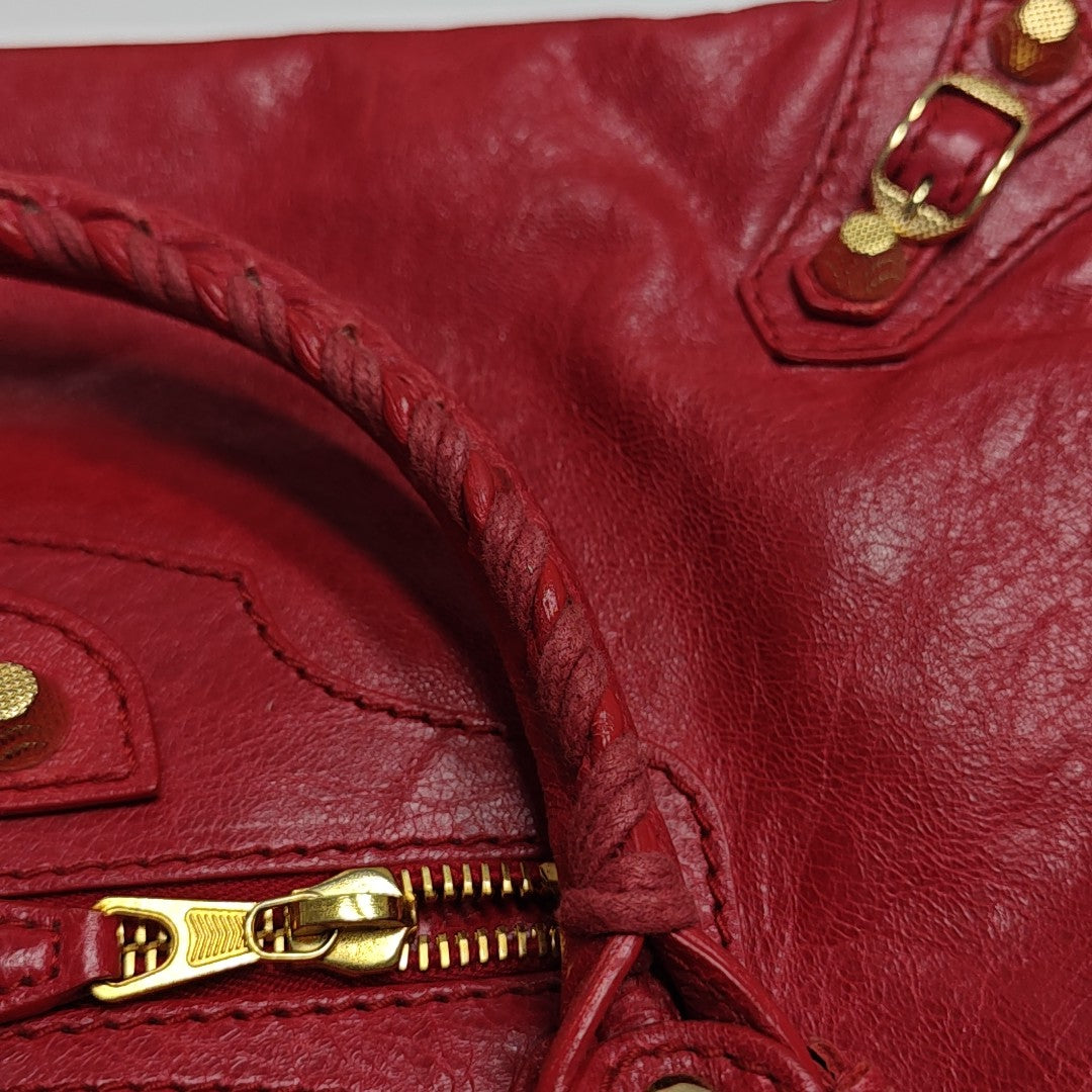 Classic City Medium Lambskin Red