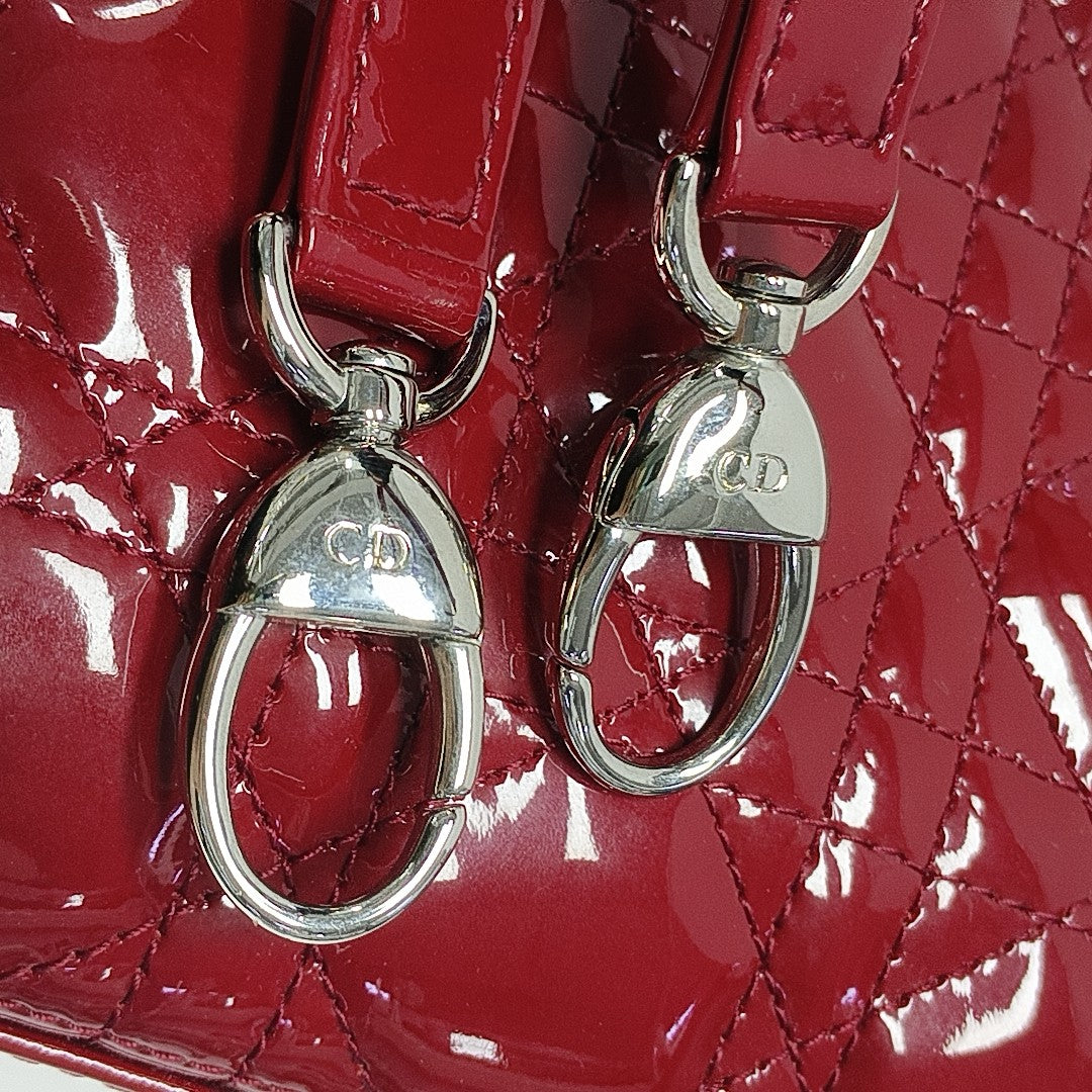 Lady Dior Medium Cannage Patent Leather Red