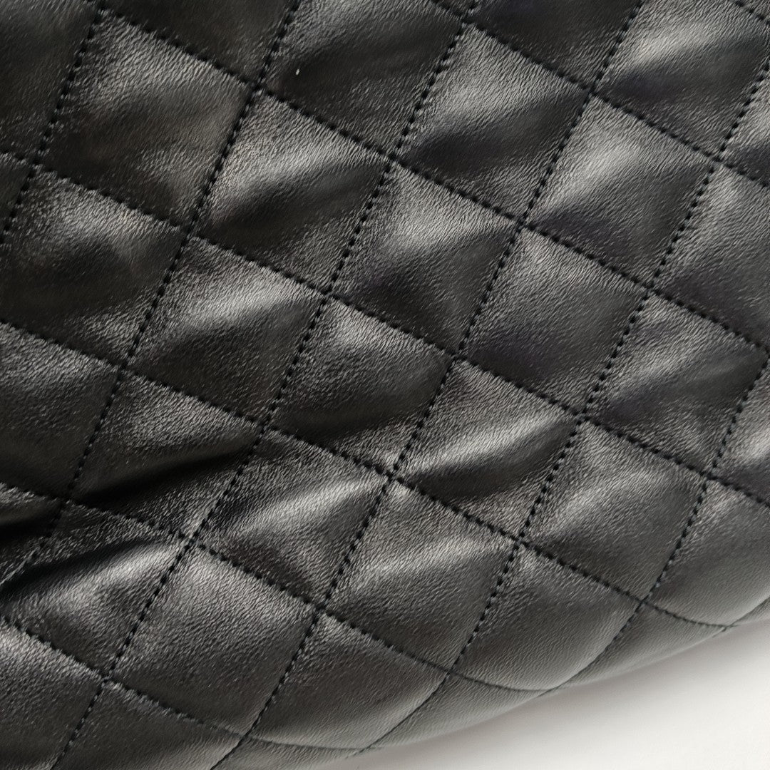 ICARE Extra Large Quilted Lambskin Black