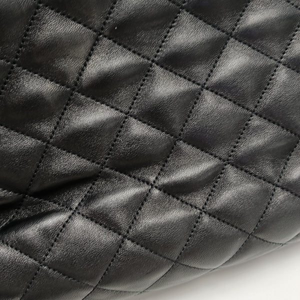 ICARE Extra Large Quilted Lambskin Black