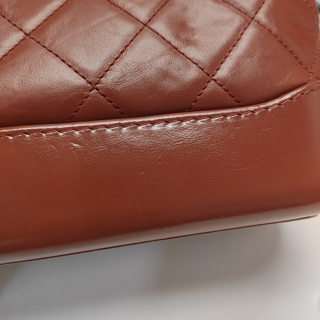 GABRIELLE Small Quilted Calfskin Red