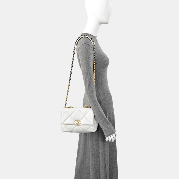 CHANEL 19 Small Quilted Lambskin White