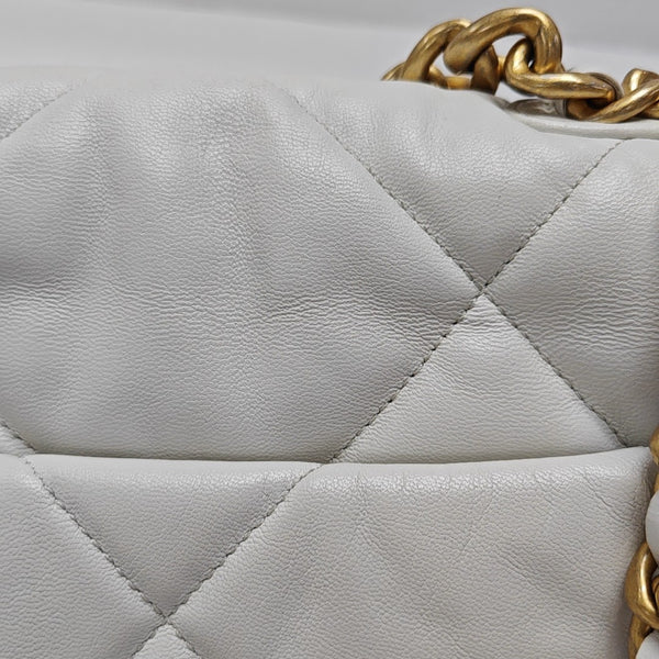 CHANEL 19 Small Quilted Lambskin White