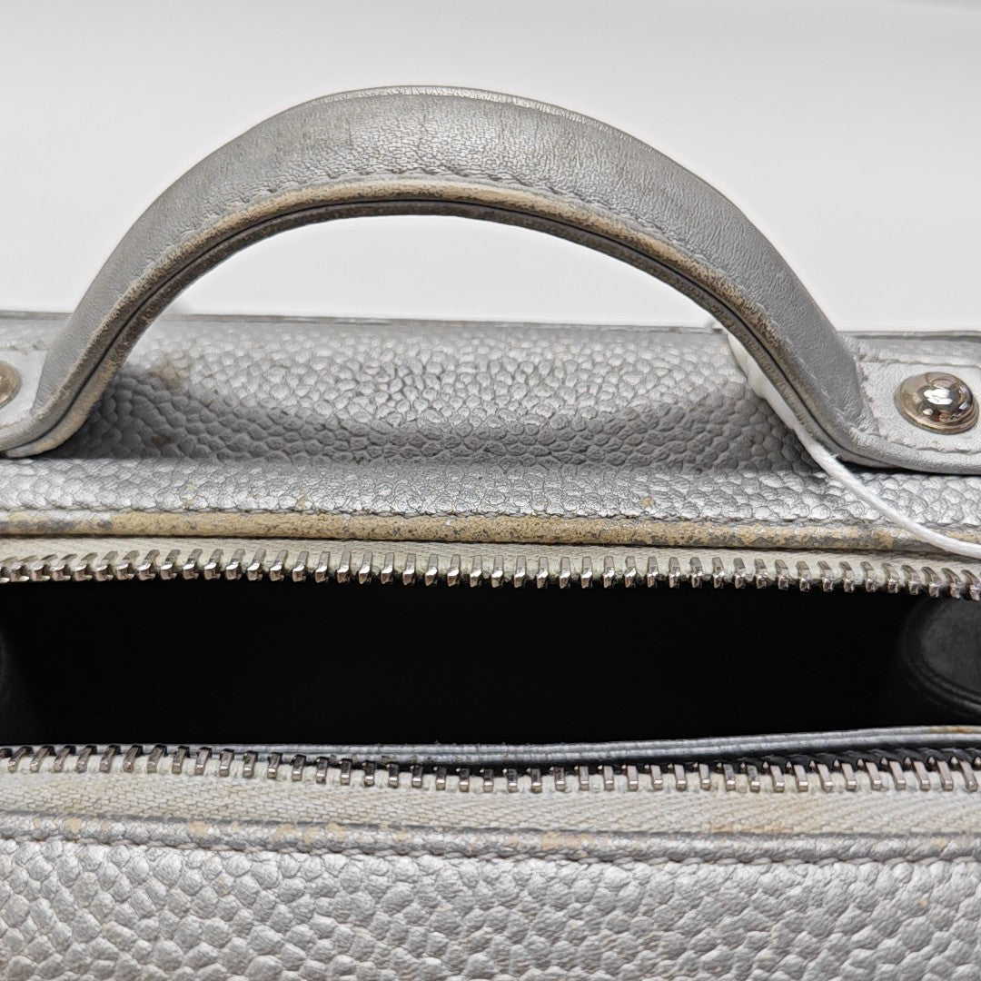 FILIGREE Small Quilted Grained Calfskin Silver