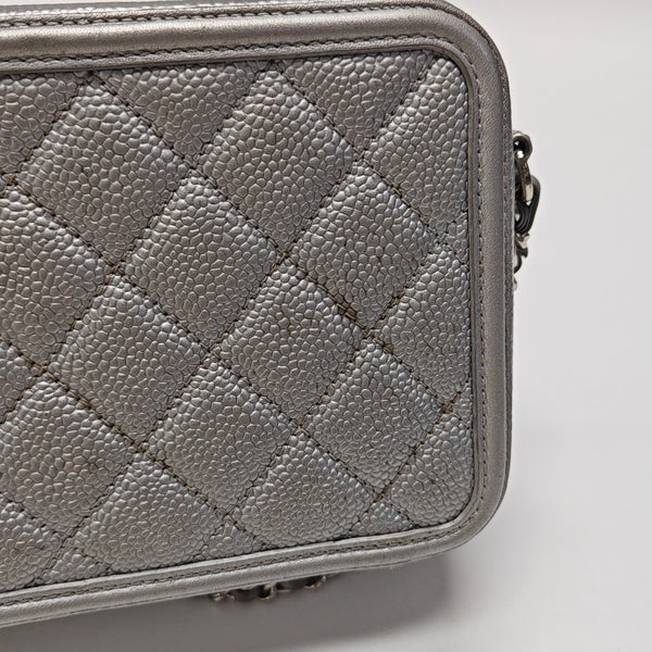 FILIGREE Small Quilted Grained Calfskin Silver