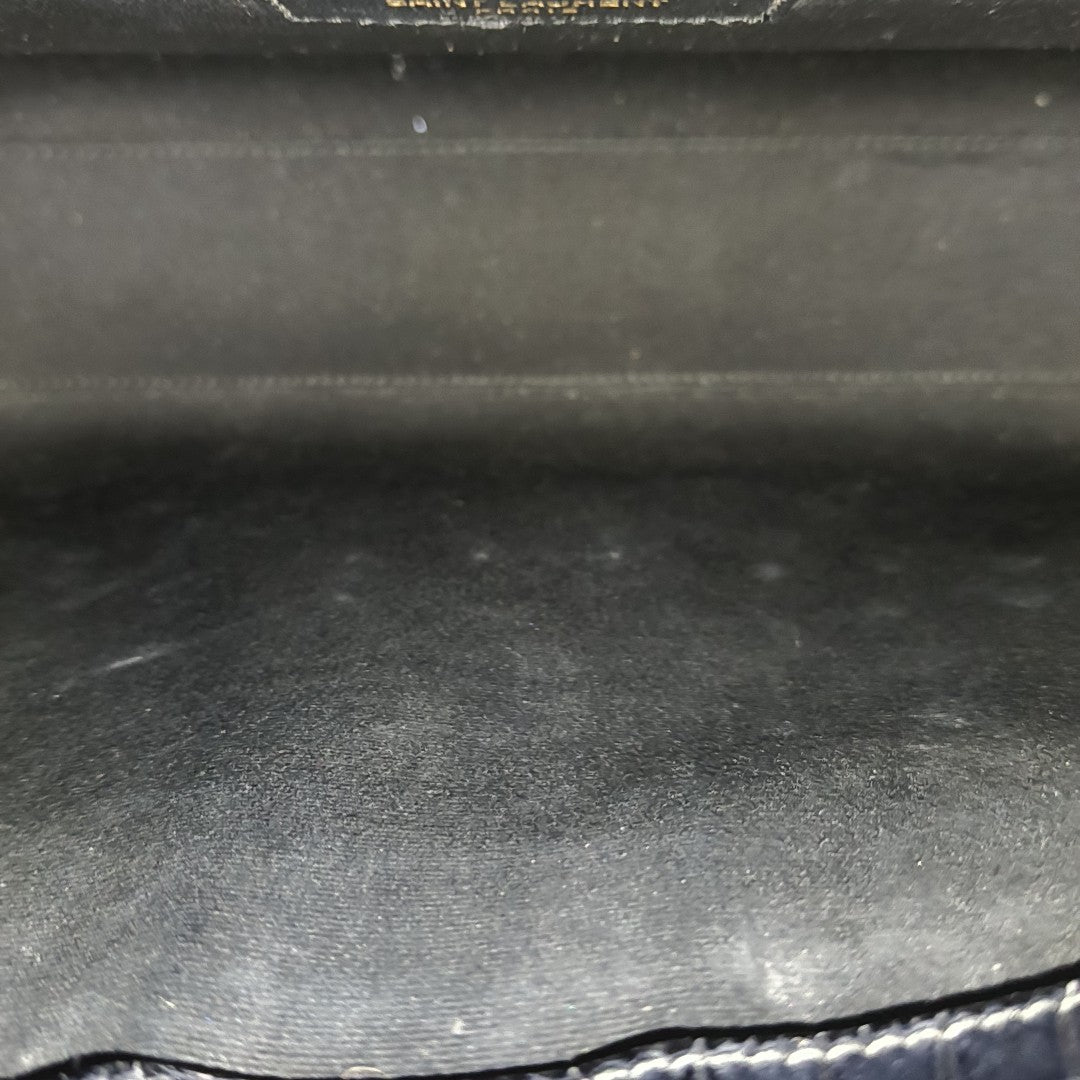 MANHATTAN Medium Calfskin Black