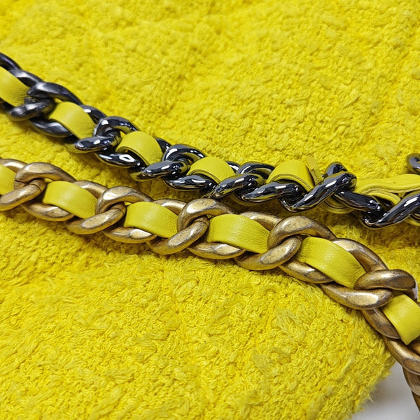 CHANEL 19 Small Quilted Yellow