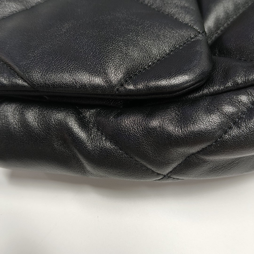 CHANEL 19 Large Quilted Lambskin Black