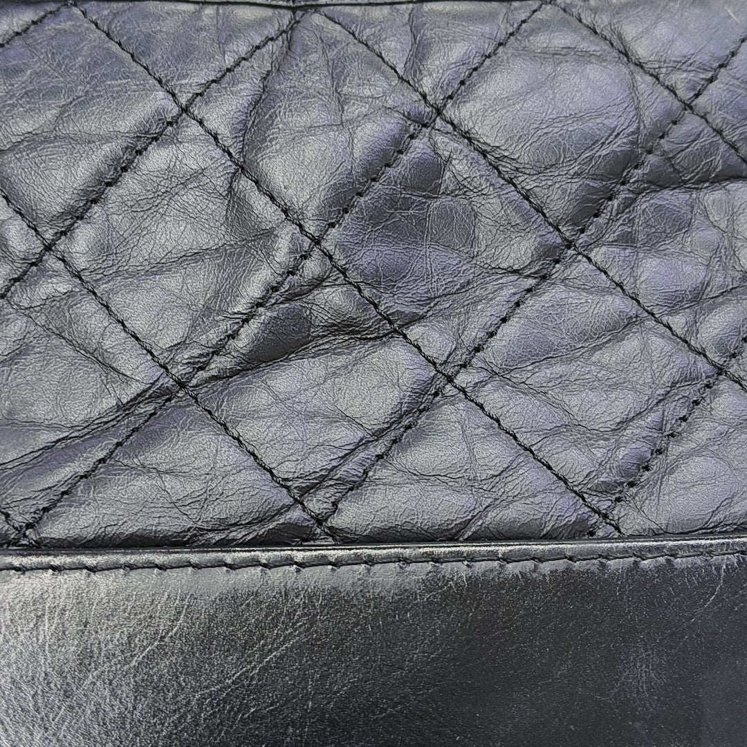 GABRIELLE Small Quilted Calfskin Gray