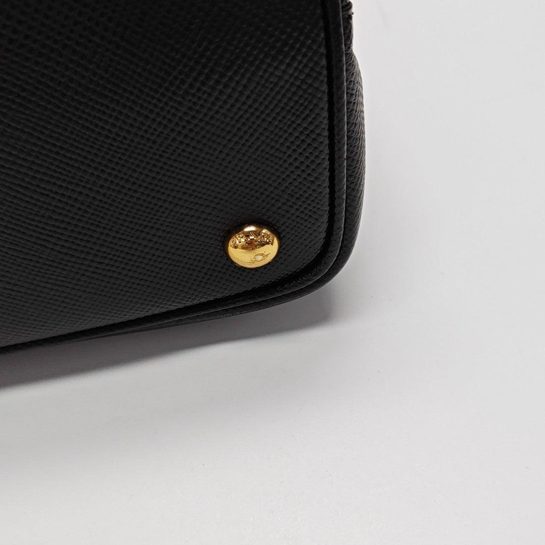 Double Medium Calfskin Black